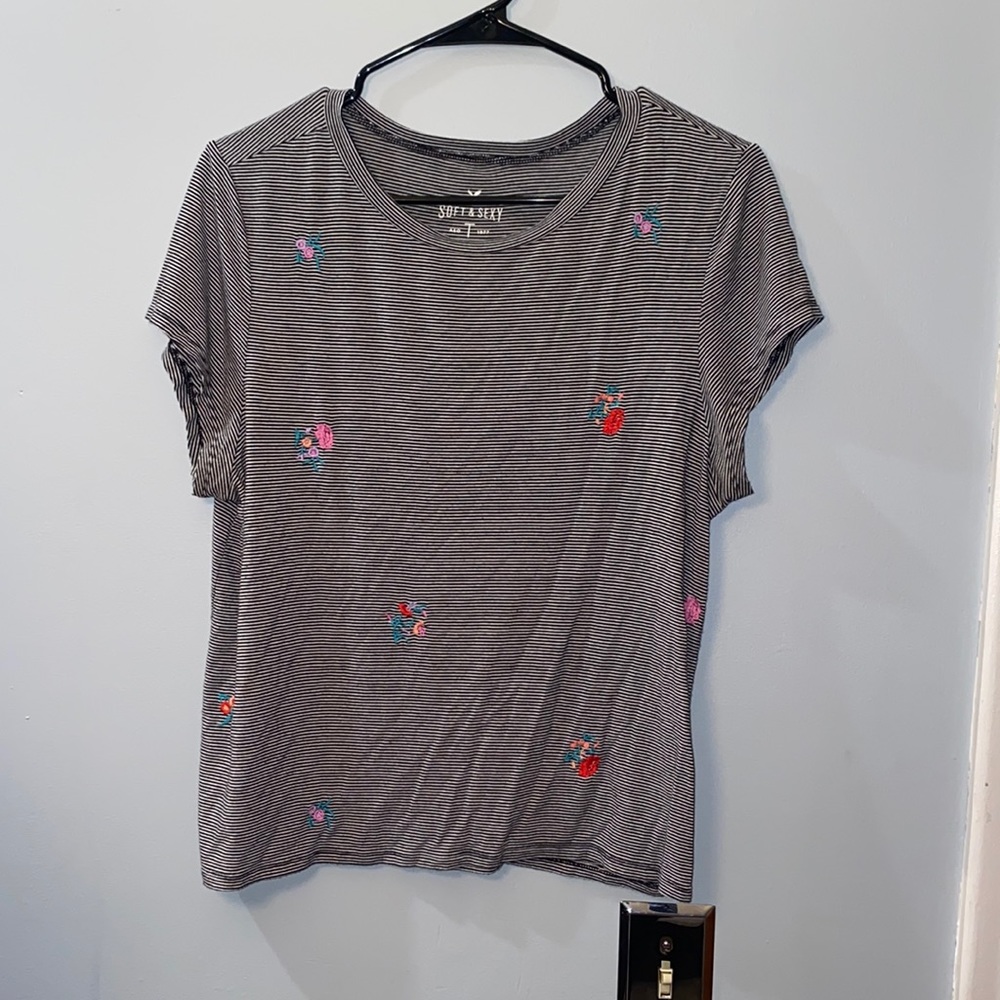 Floral soft & sexy tee